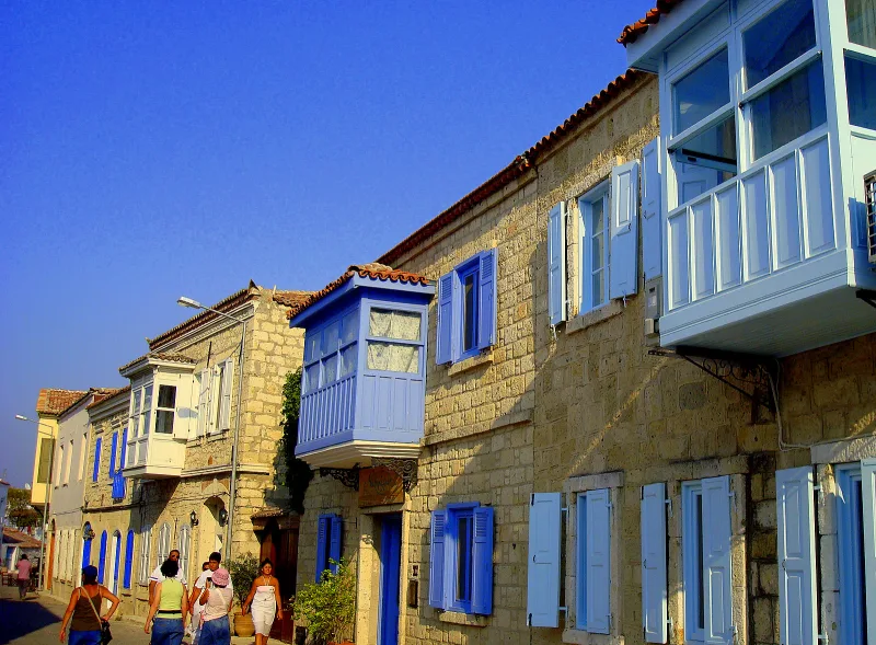 Alaçatı — de steenachtige straatjes en de wind aan de Egeïsche kust