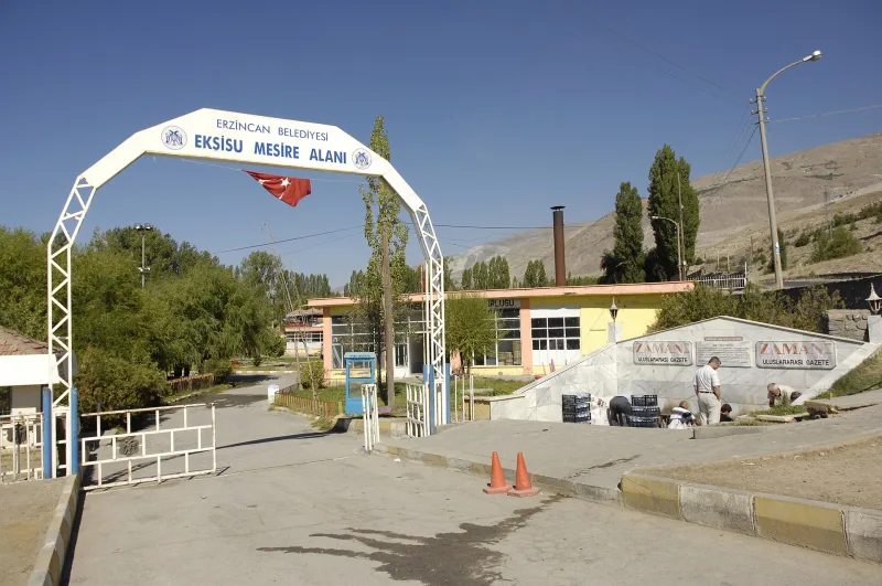 Yüksisu Pidjinj Area — recreatiepark bij Erzincan, Turkije