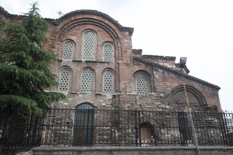 مئذنة مسجد إسكيماريت (Eski İmaret Camii) — دليل إسطنبول
