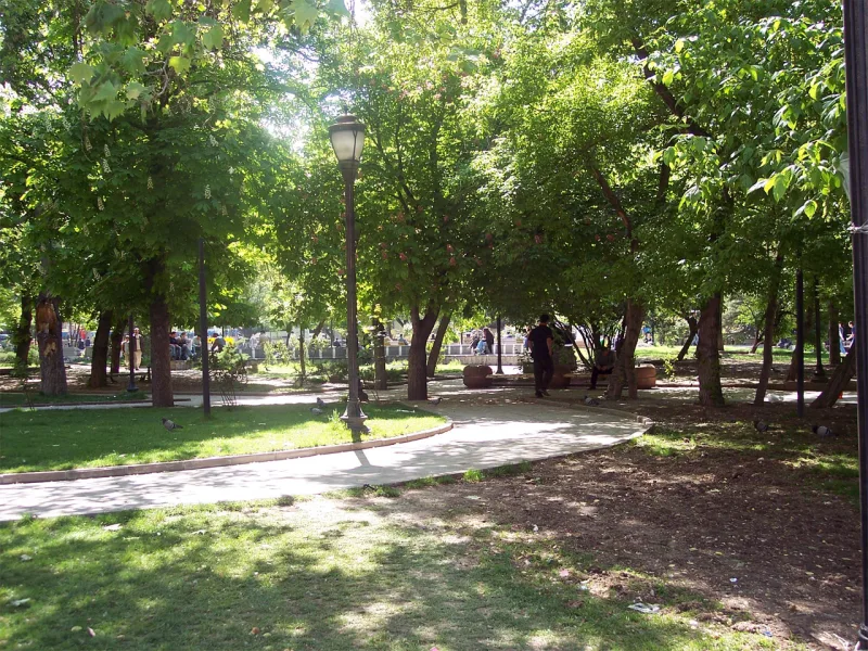 Güvenpark in Kızılay – het monument voor de veiligheid en het hart van Ankara