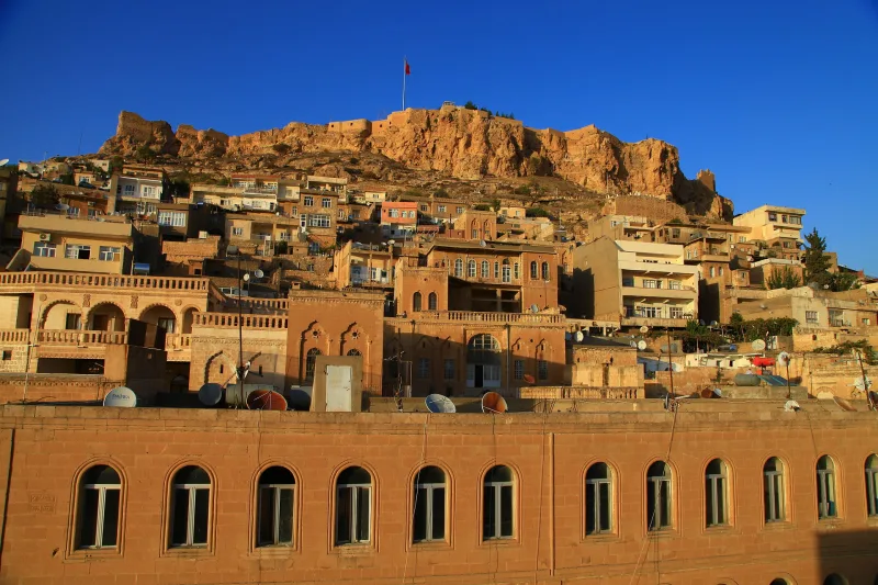 De vesting van Mardin (Mardin Kalesi) — Een adelaarsnest boven Mesopotamië