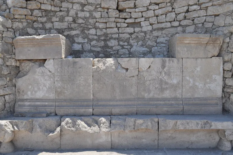 Rhodiapolis – een oude Lycische stad en de mecenas Ophramoas in Turkije
