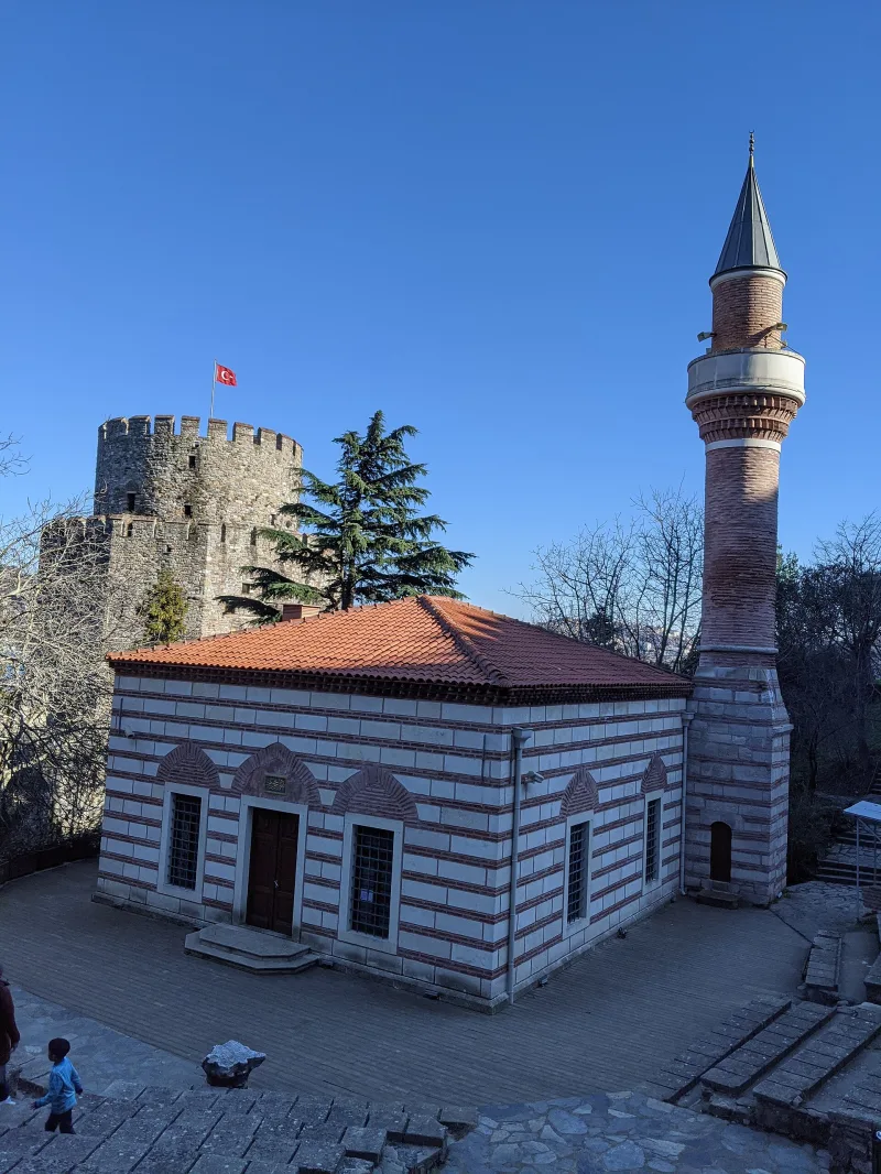 Rumeli Hisar – pevnosť Mehmeda II. pri Bosporu v Istanbule