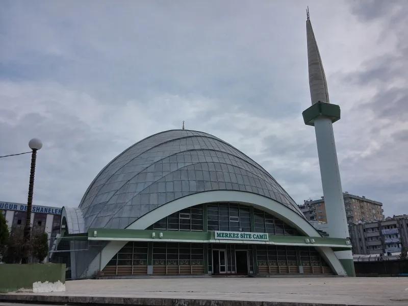 De Camii-moskee in Samsun — de belangrijkste moskee van de stad