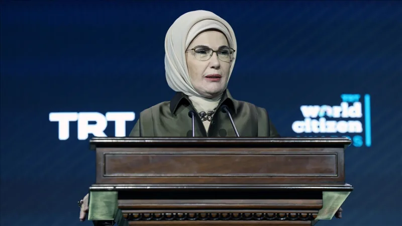 Emine Erdoğan: Gazos skausmas išnyksta 