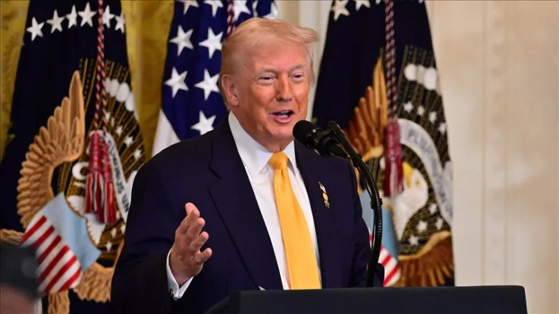 JAV prezidentas D. Trumpas gina muitus, laukdamas Aukščiausiojo Teismo sprendimo