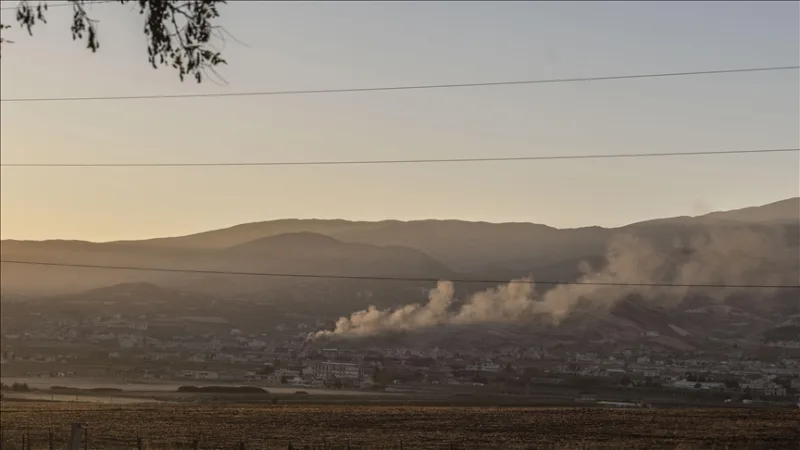 6 žmonės žuvo per Izraelio oro antskrydžius Libano rytuose