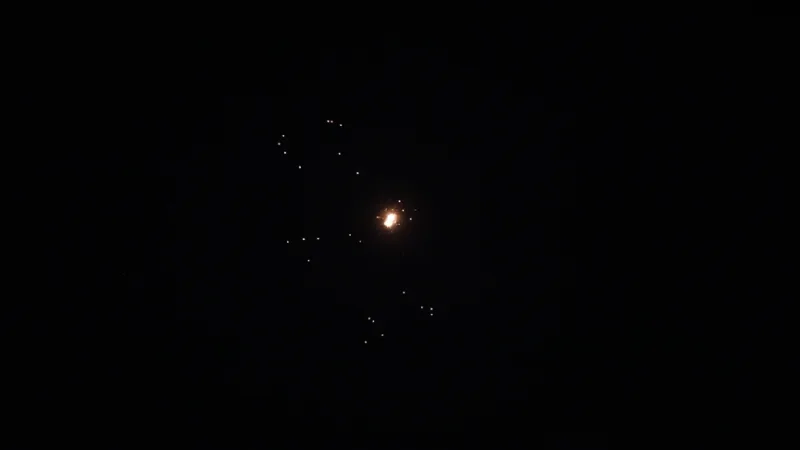 由于伊朗发射的导弹，以色列大片地区响起了警报