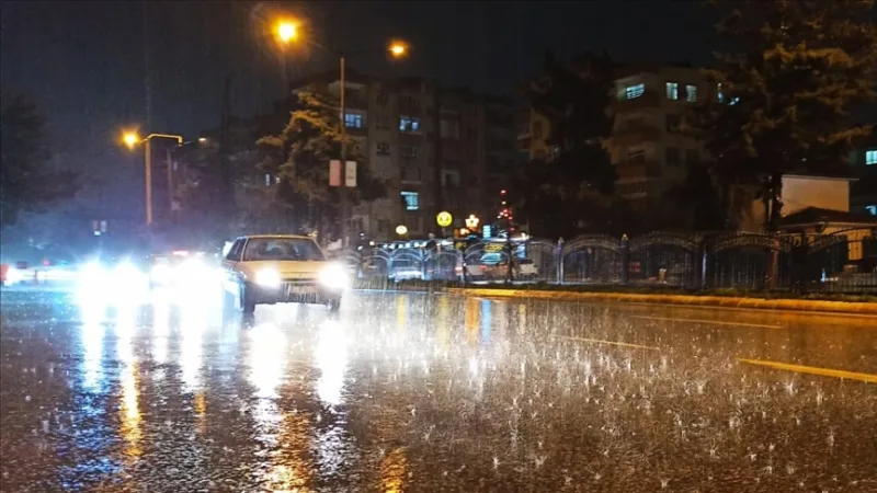 V Šanlıurfe bola v dôsledku prívalových dažďov prerušená výučba v 4 okresoch