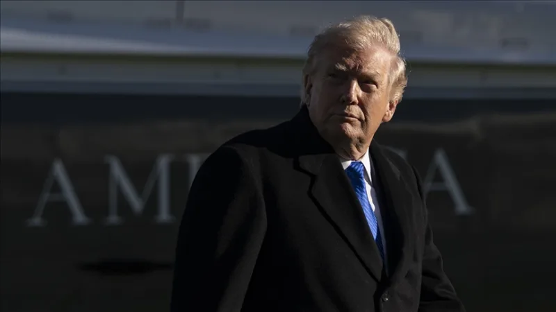 U.S. President Trump announced a smartphone app that allows users to follow the White House agenda