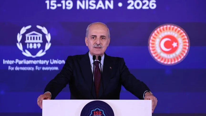 TBMM-voorzitter Kurtulmuş: We zien allemaal hoe de instellingen en regels van het wereldsysteem hun functie verliezen