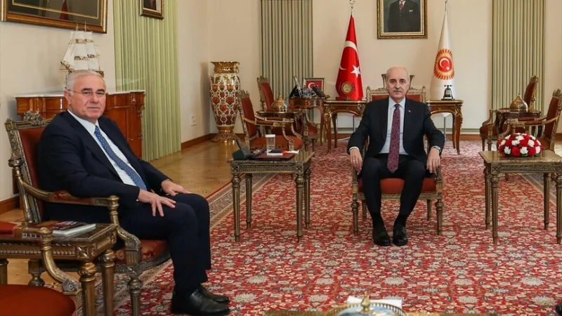 Kurtulmuş, a Török Nagygyűlés elnöke fogadta Akarca állami ombudsmant