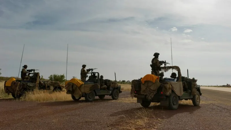 Mali ordusu, silahlı grupların ülkede farklı noktalara saldırılar düzenlediğini açıkladı