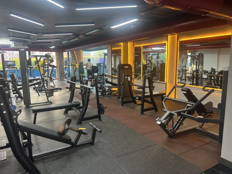 Black Bull Pro GYM — Kuntosali Alanyassa: Online-tilaus, hinnat ja arvostelut