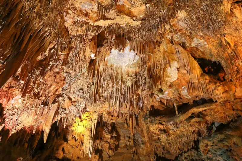 Damlataş Cave (Damlataş Mağarası) in Alanya—a natural wonder with a therapeutic microclimate